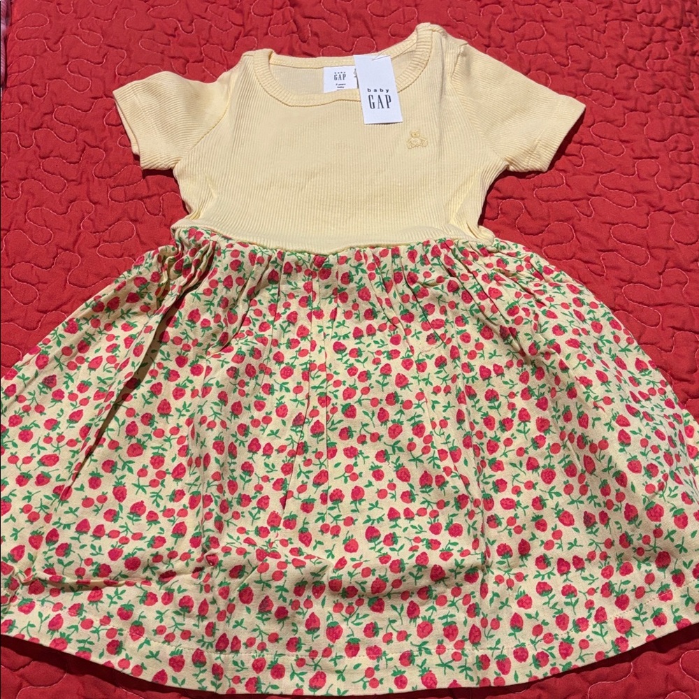 GAP Yellow and Strawberry 🍓 Print Dress with Teddy Bear Embroidered